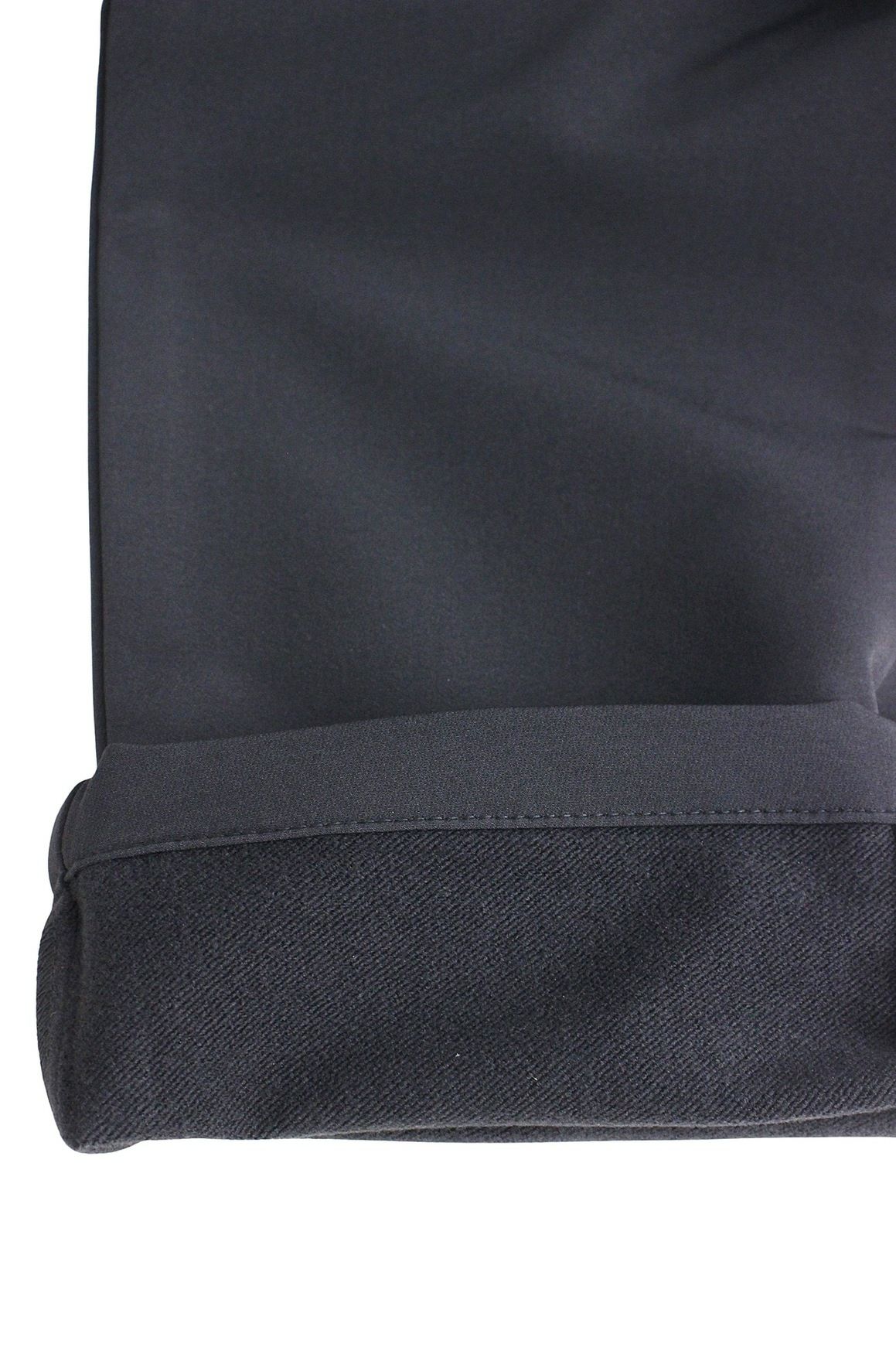 ニューバランスのロングパンツ