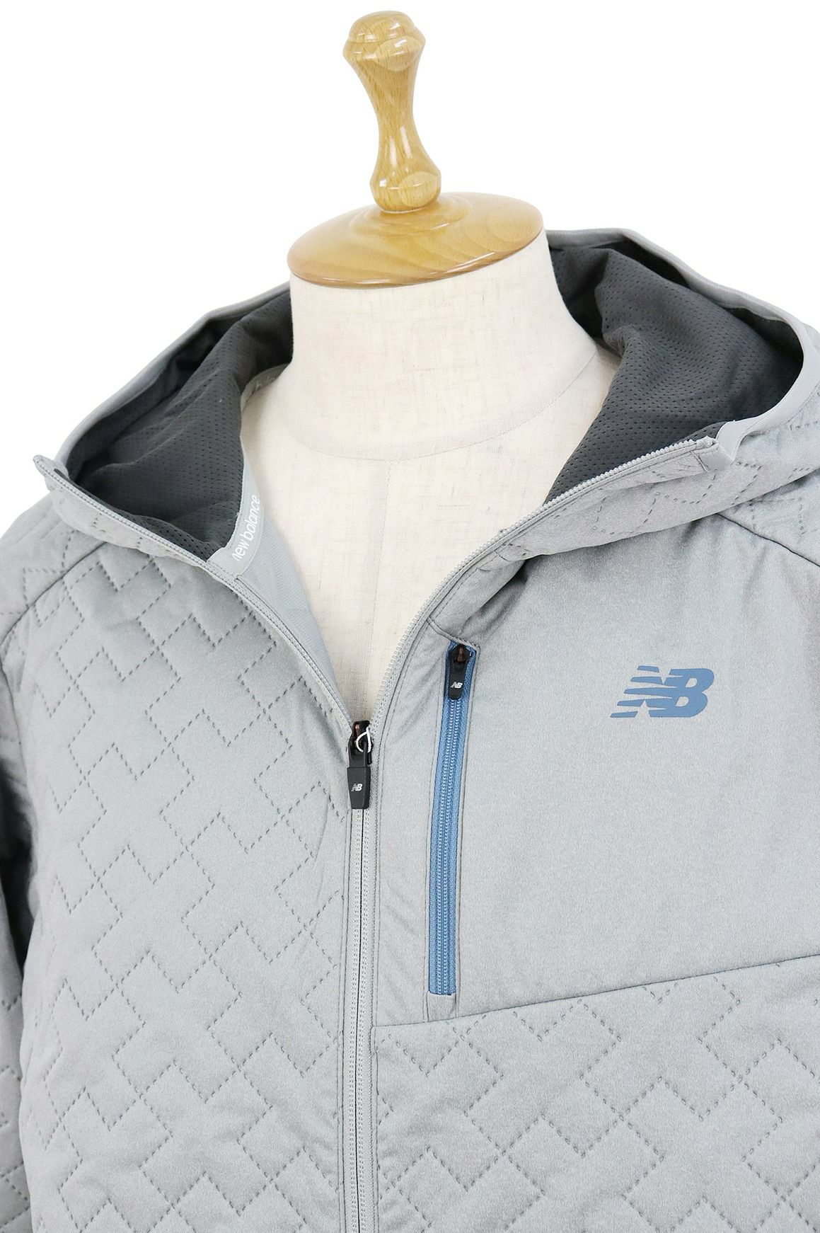 ニューバランスゴルフのブルゾン