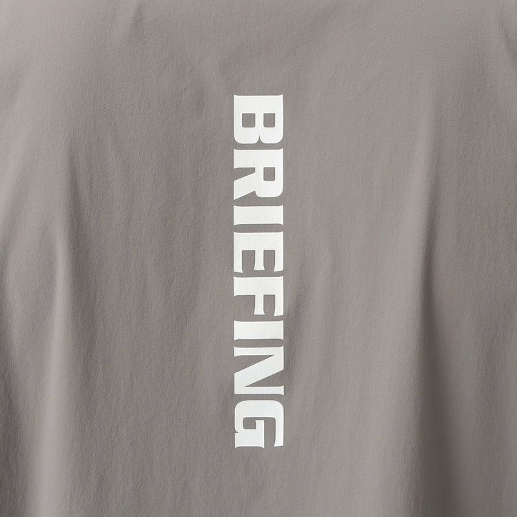 ブリーフィングゴルフのブルゾン