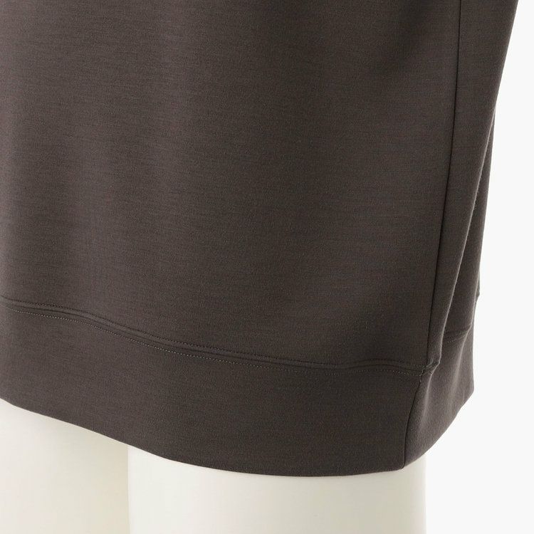 ブリーフィングゴルフのハイネックシャツ