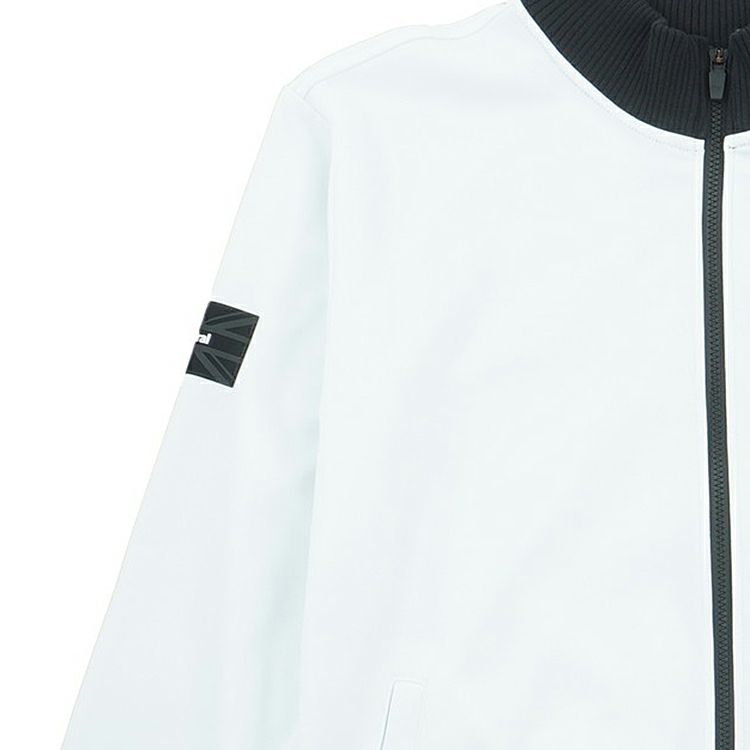 アドミラルゴルフのブルゾン