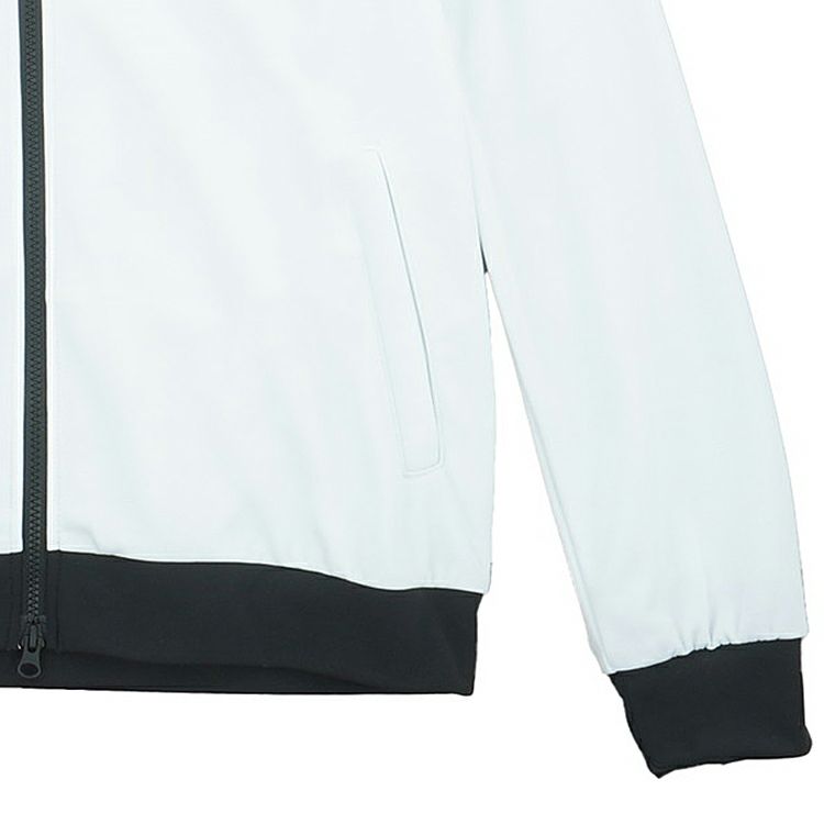 アドミラルゴルフのブルゾン