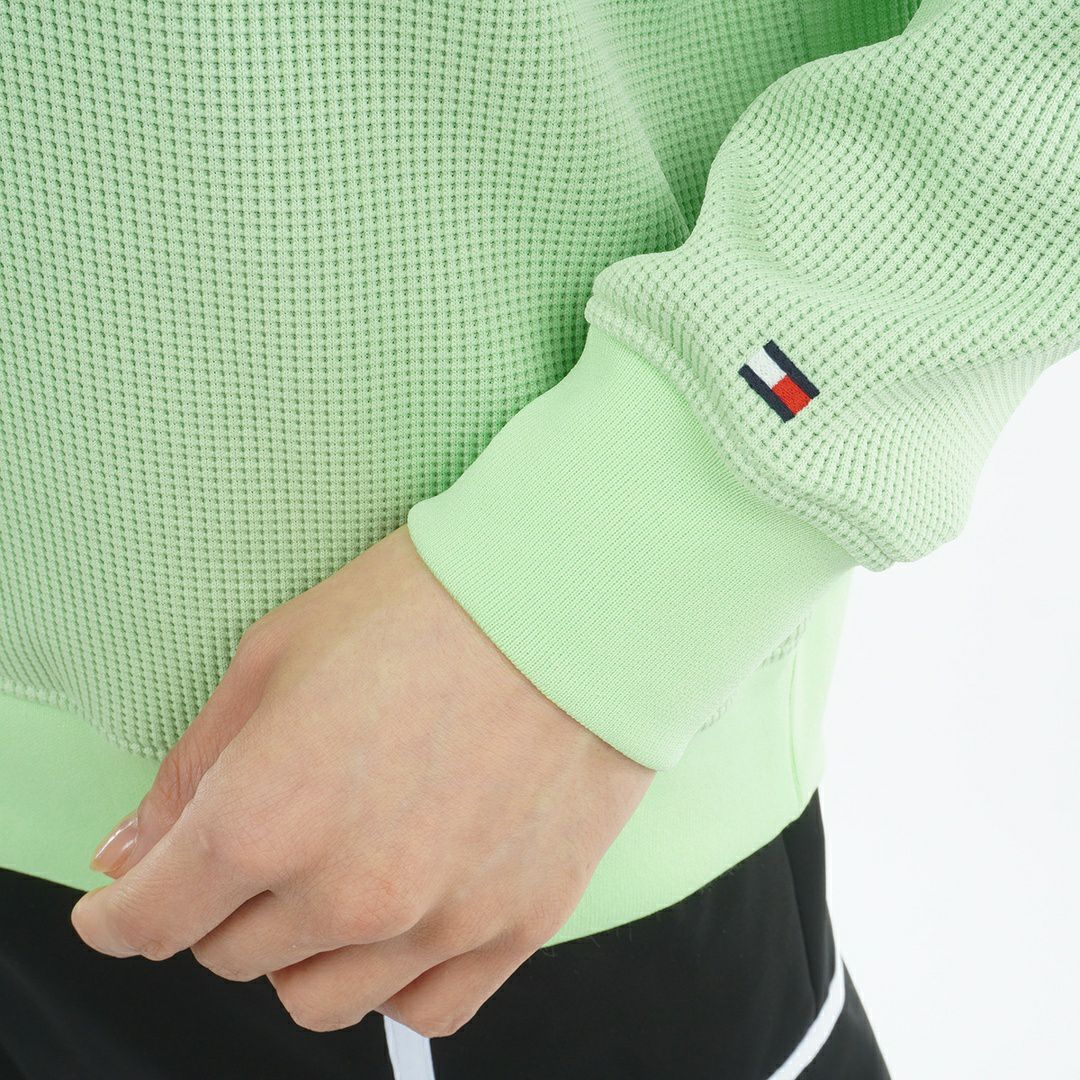 トミーヒルフィガーのパーカー