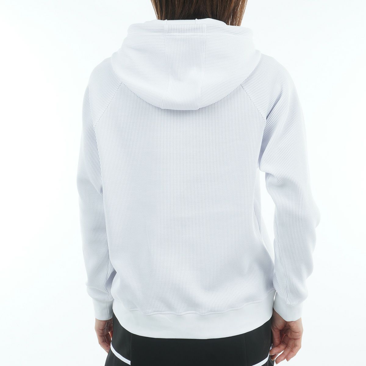 トミーヒルフィガーのパーカー