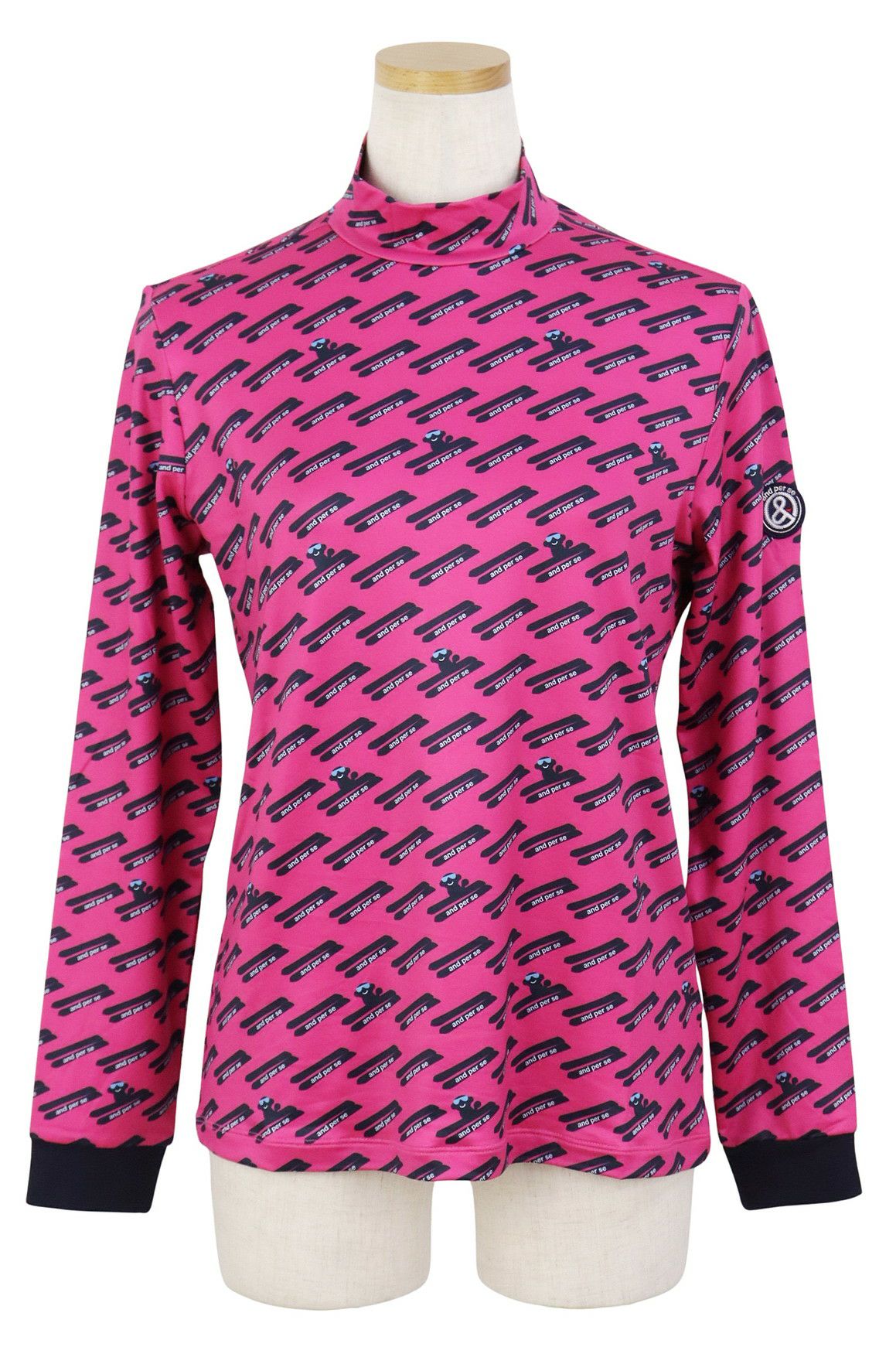 アンパスィのハイネックシャツ