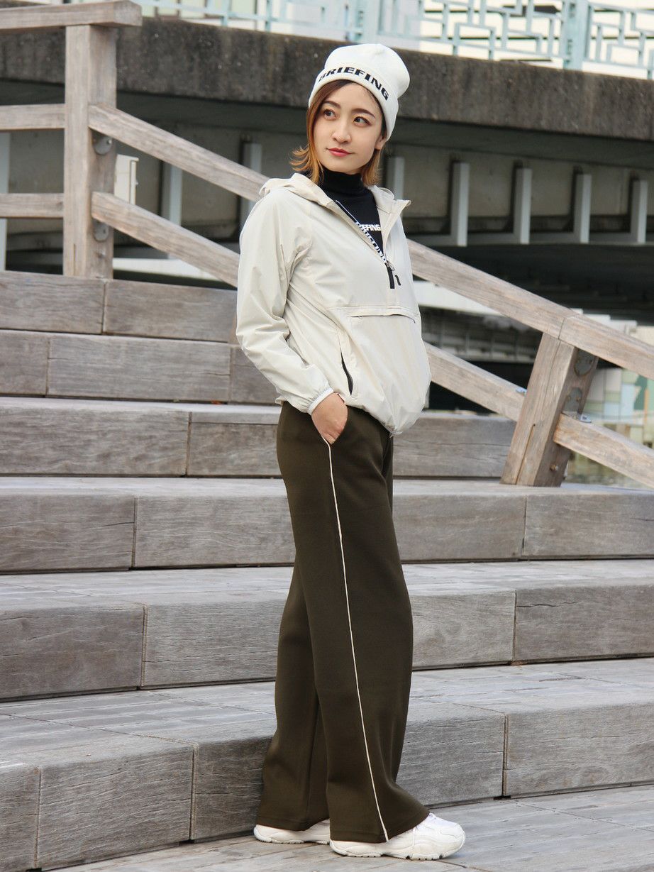 ブリーフィングゴルフのブルゾン