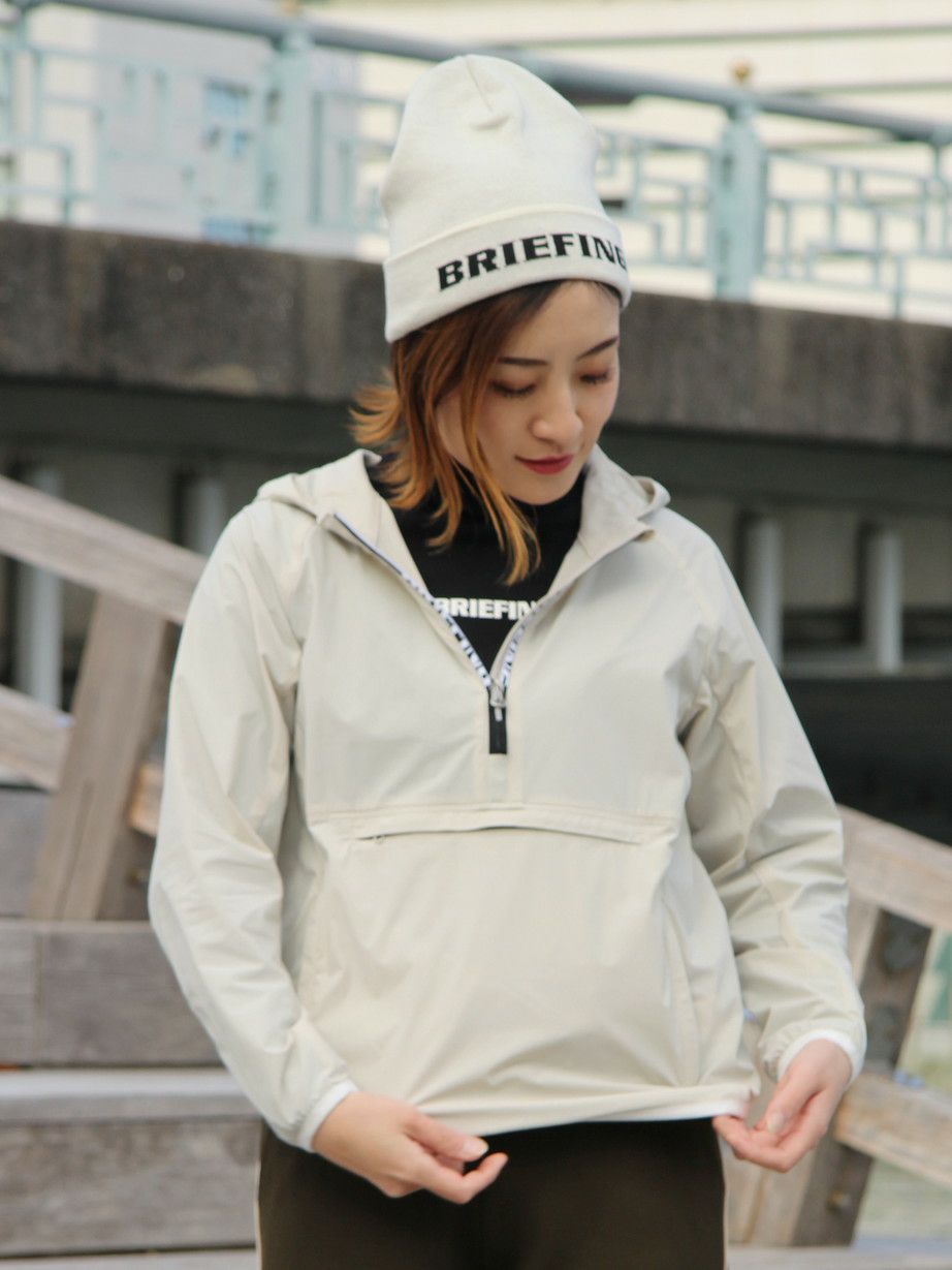 ブリーフィングゴルフのブルゾン