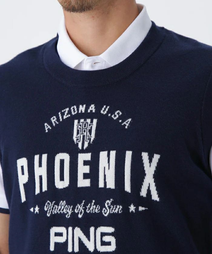 ピンのベストとポロシャツ