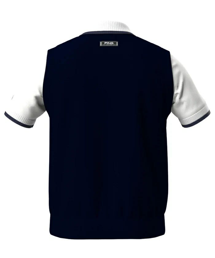 ピンのベストとポロシャツ