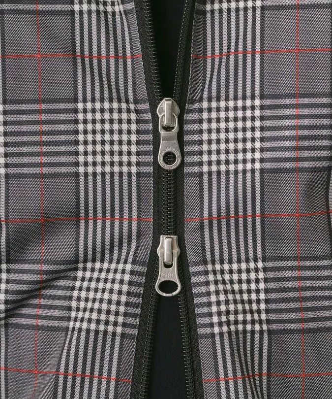 アダバットのブルゾン