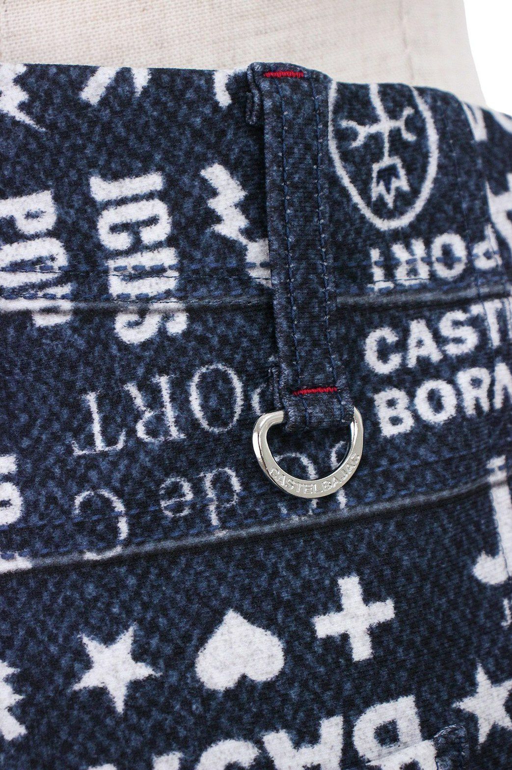 カステルバジャックスポーツのパンツ