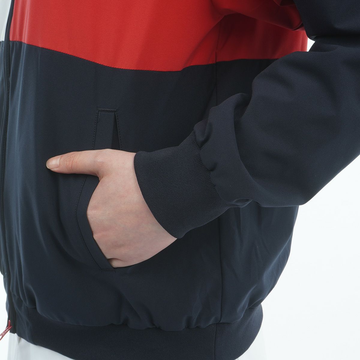 トミーヒルフィガーゴルフのブルゾン