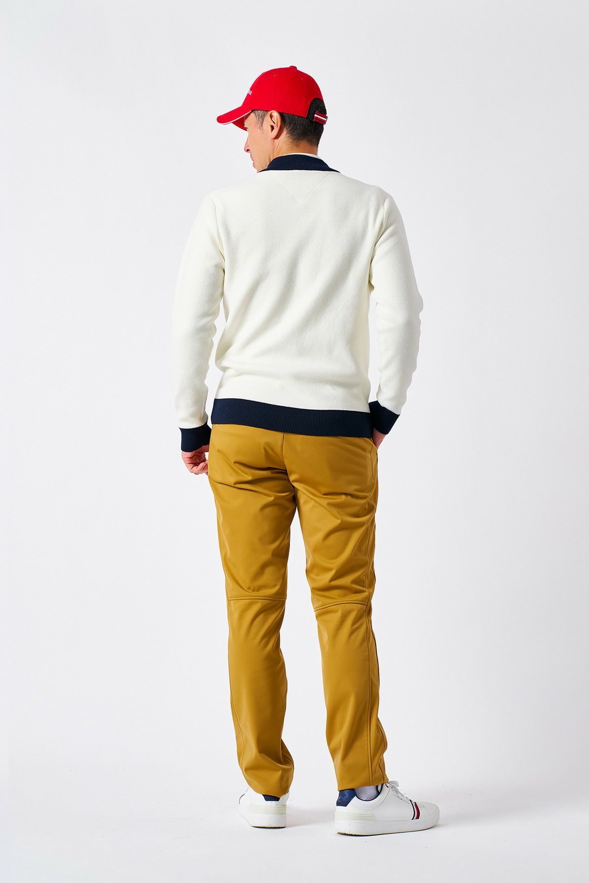 トミーヒルフィガーのセーター