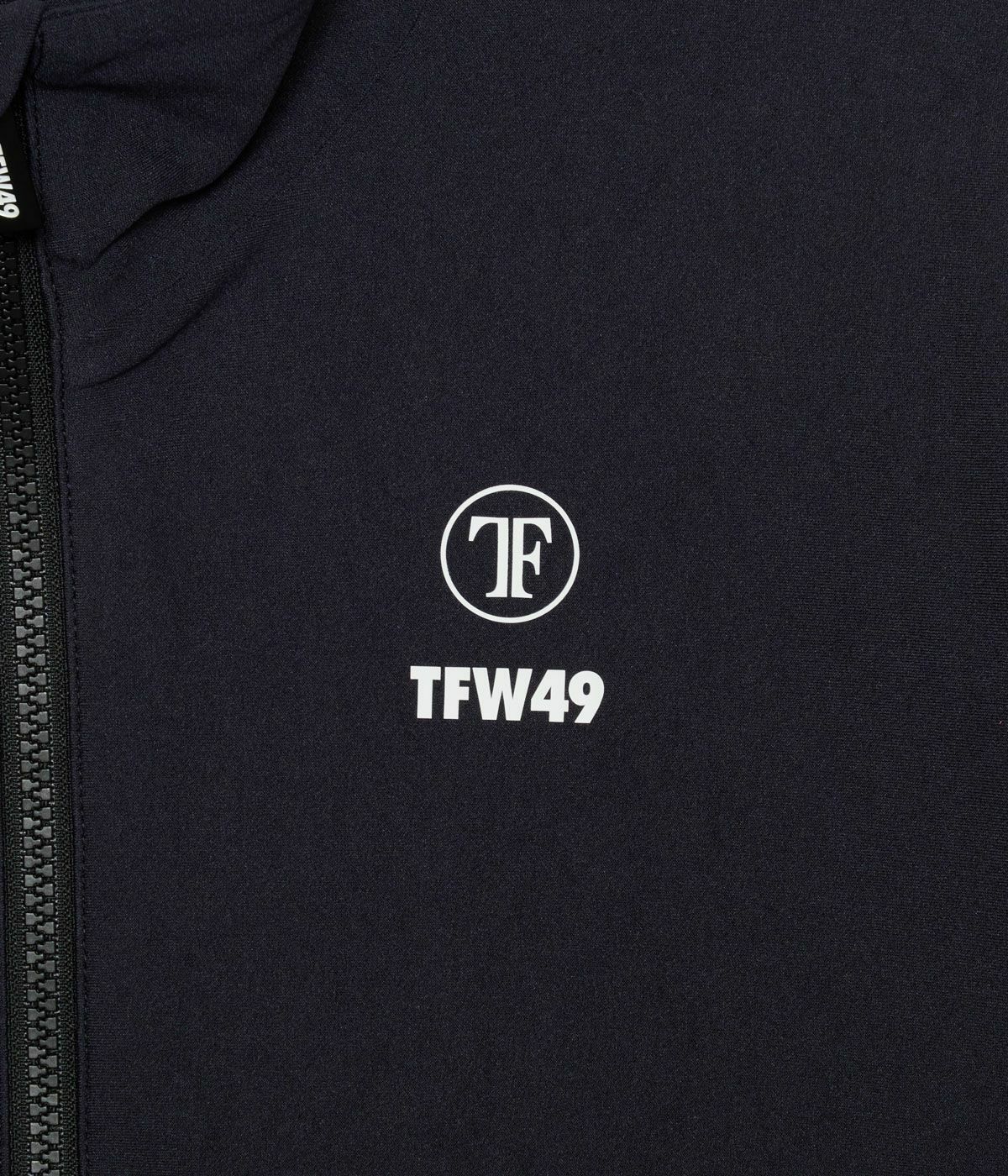 ティーエフダブリューフォーティーナインのブルゾン