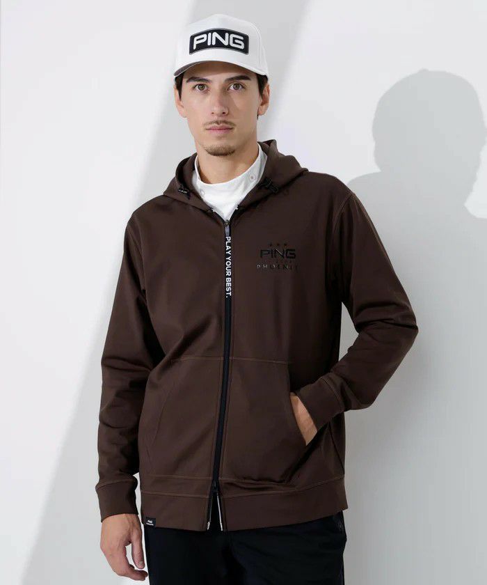 ピンのブルゾン