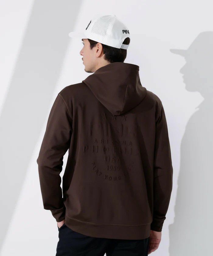 ピンのブルゾン