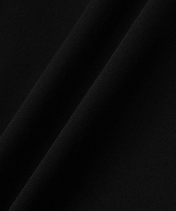 ピンのセーター