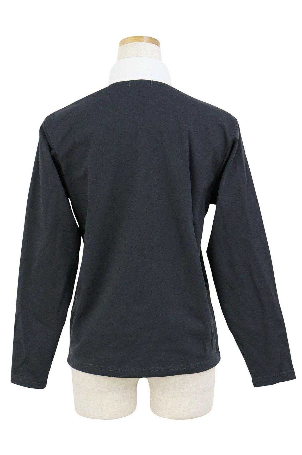 ピンのブルゾン