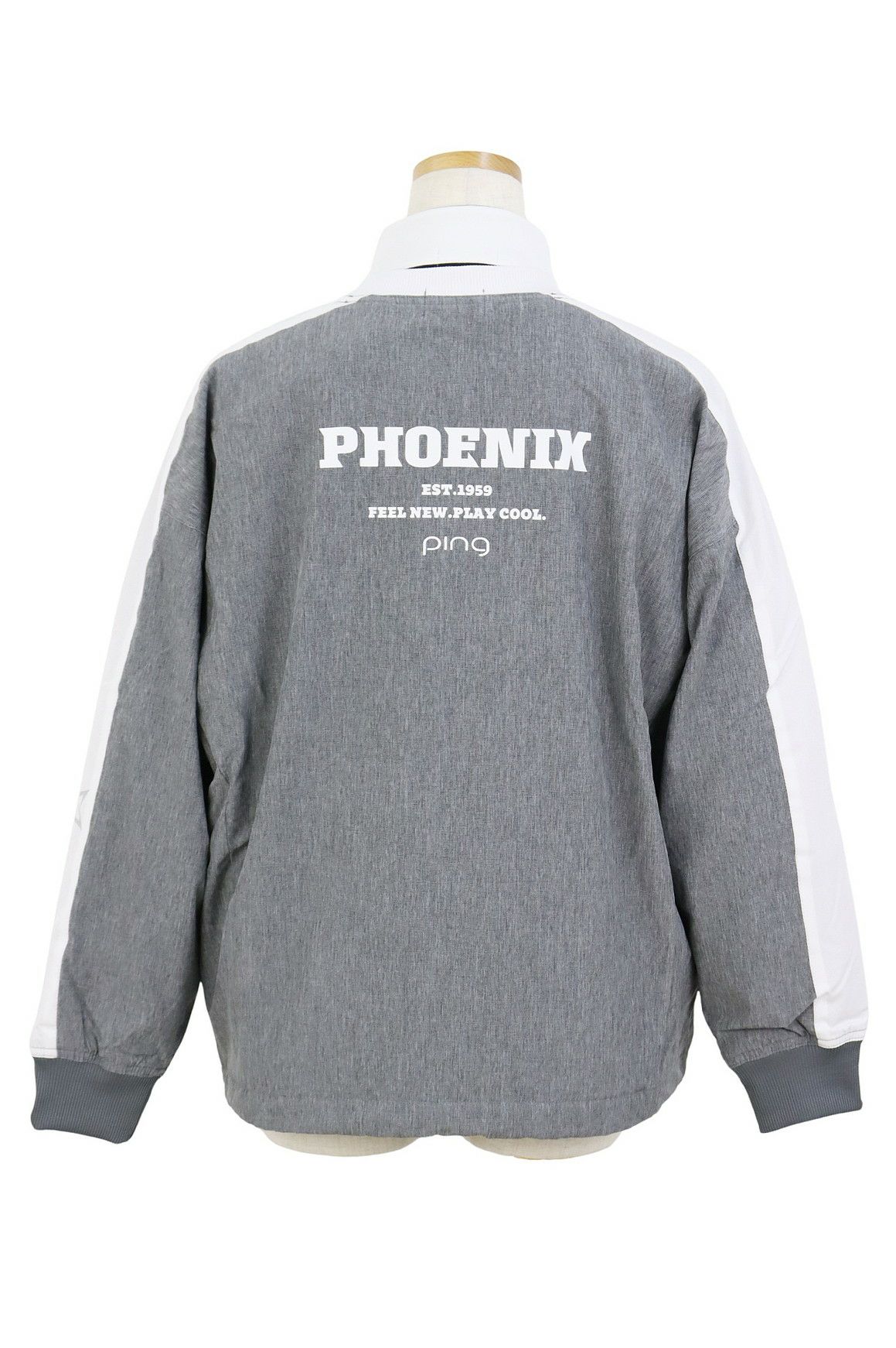 ピンのブルゾン