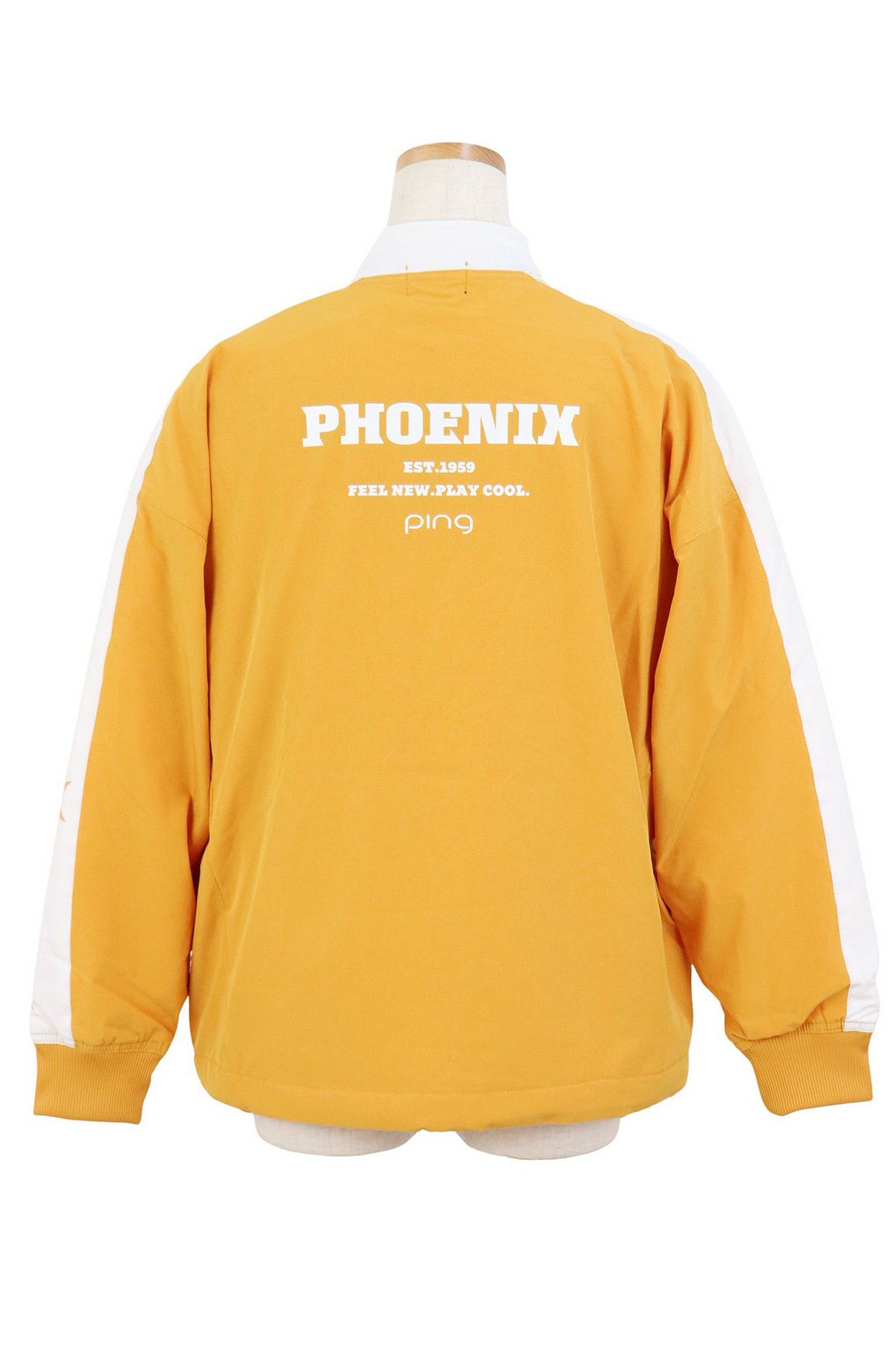 ピンのブルゾン