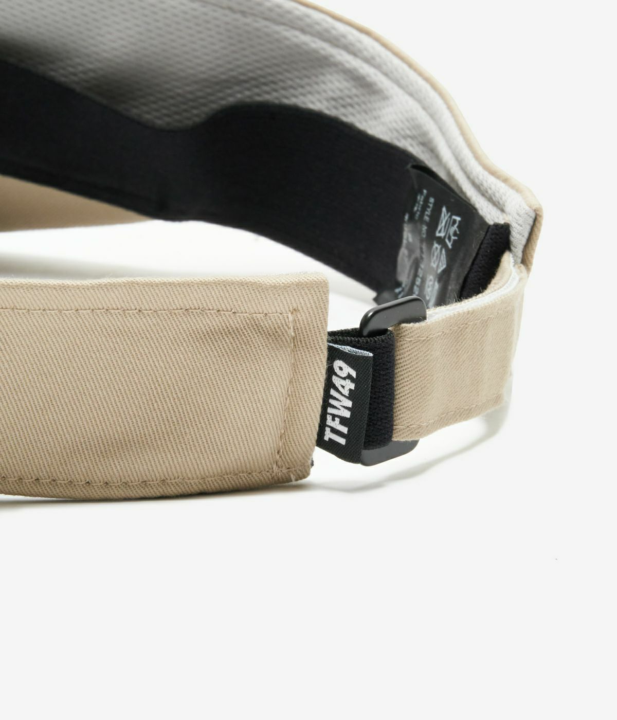 TFW49のサンバイザー