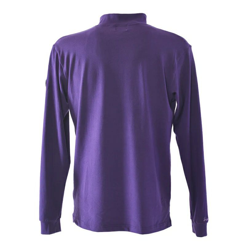 シナコバのハイネックシャツ