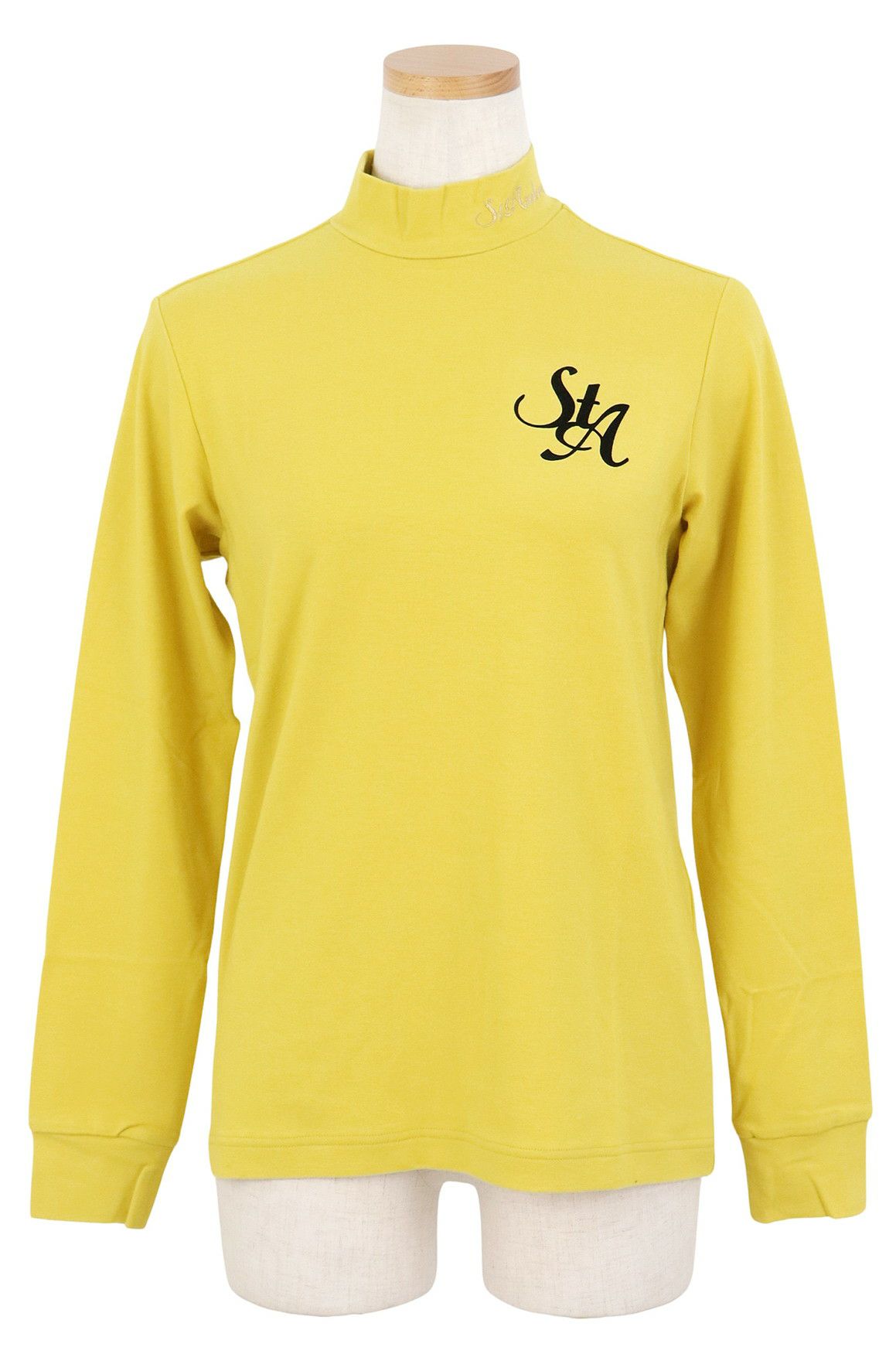 セントアンドリュースのハイネックシャツ