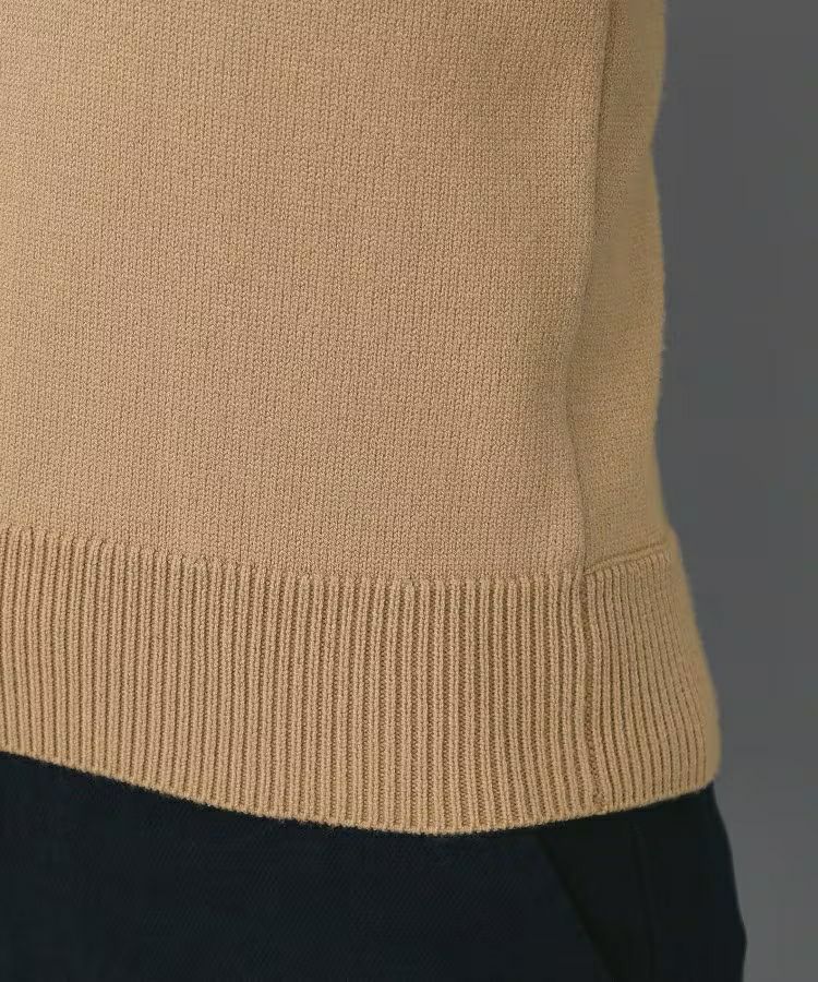 アダバットのセーター