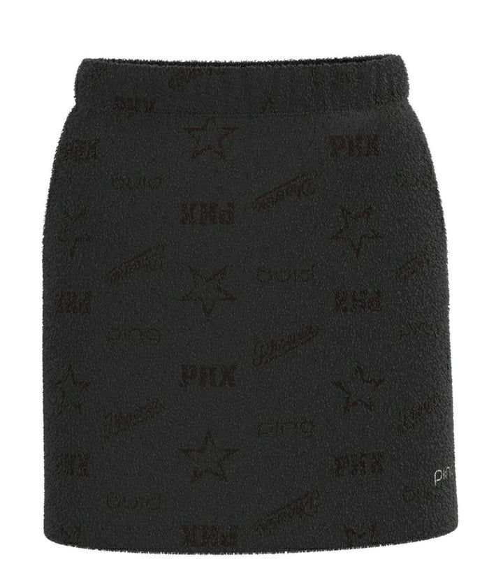 ピンのスカート