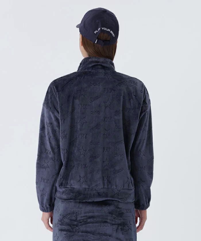 ピンのブルゾン