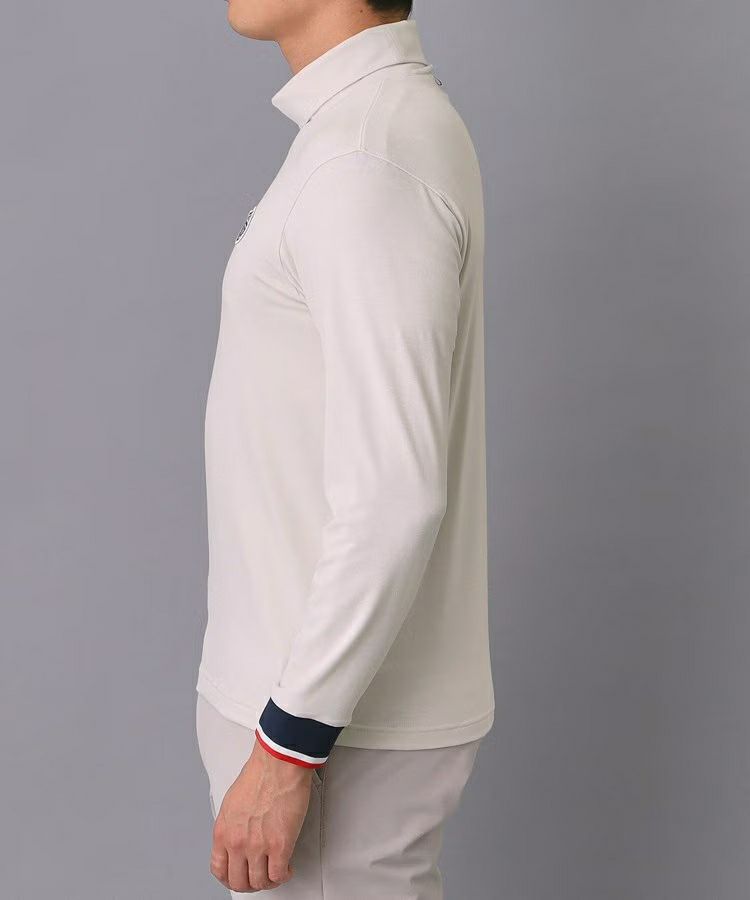 アダバットのハイネックシャツ