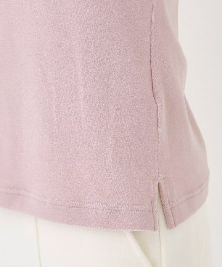 アダバットのハイネックシャツ