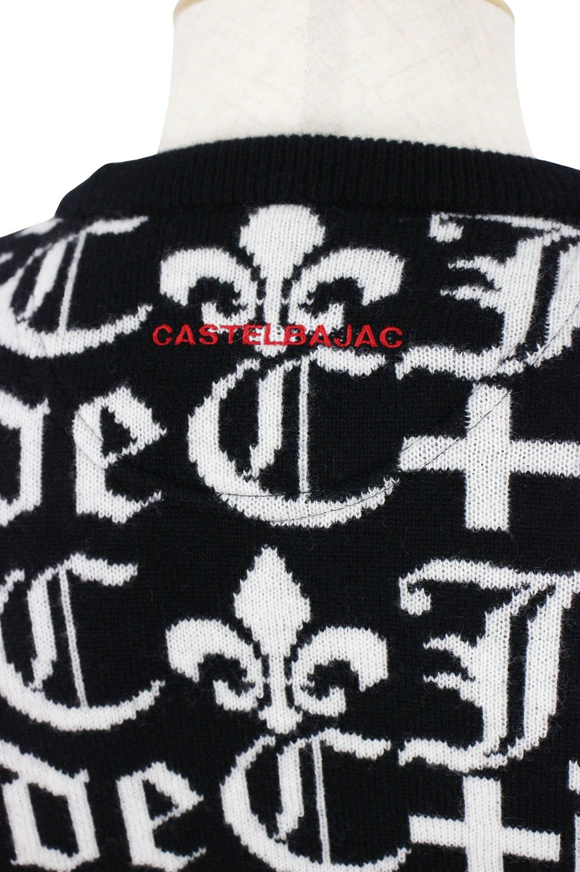 カステルバジャックのセーター