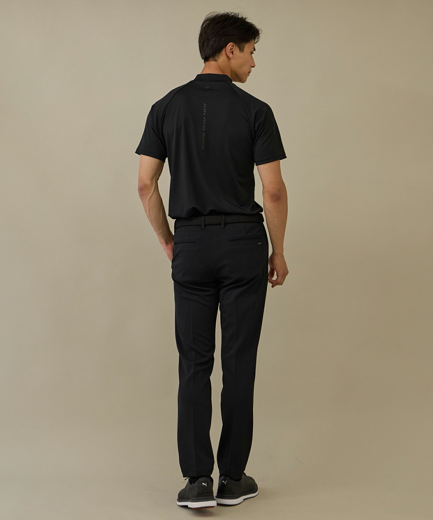 ジュン＆ロペのハイネックシャツ