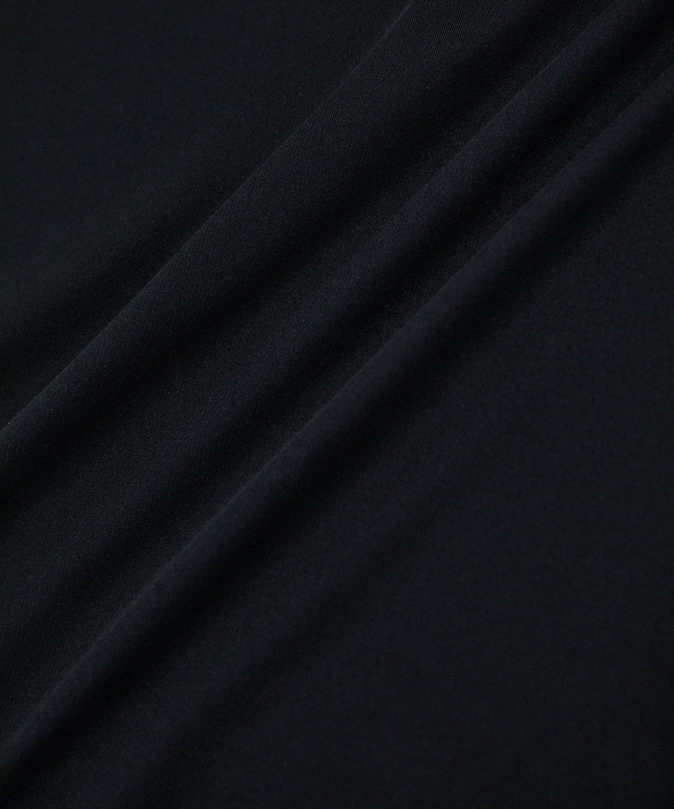 ジュン＆ロペのハイネックシャツ