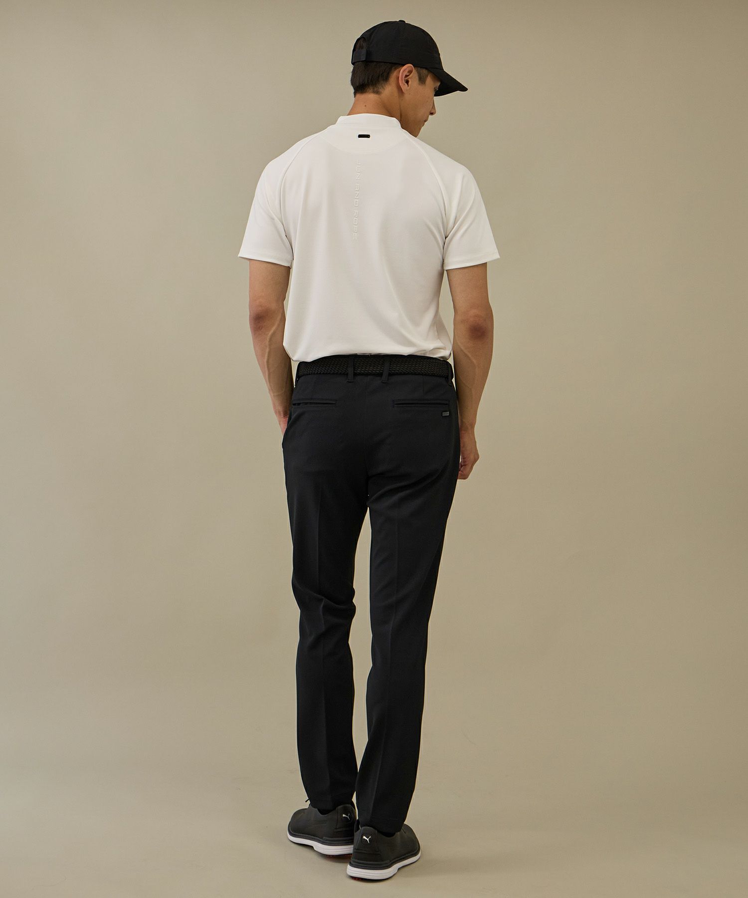 ジュン＆ロペのハイネックシャツ