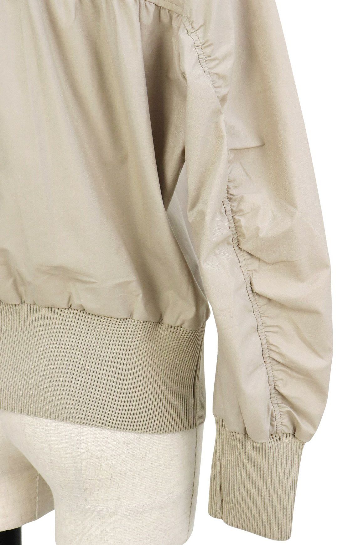 ワックのブルゾン長袖