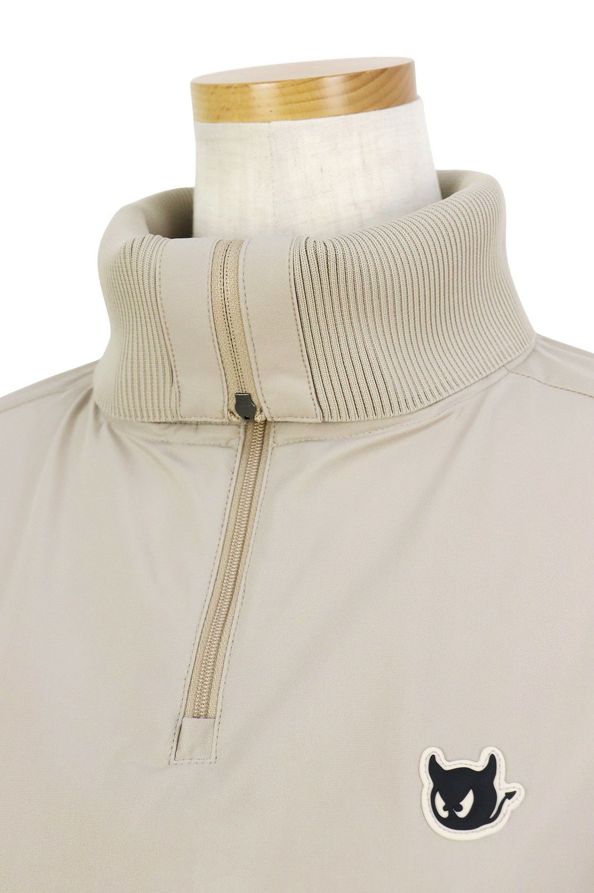 ワックのブルゾン長袖