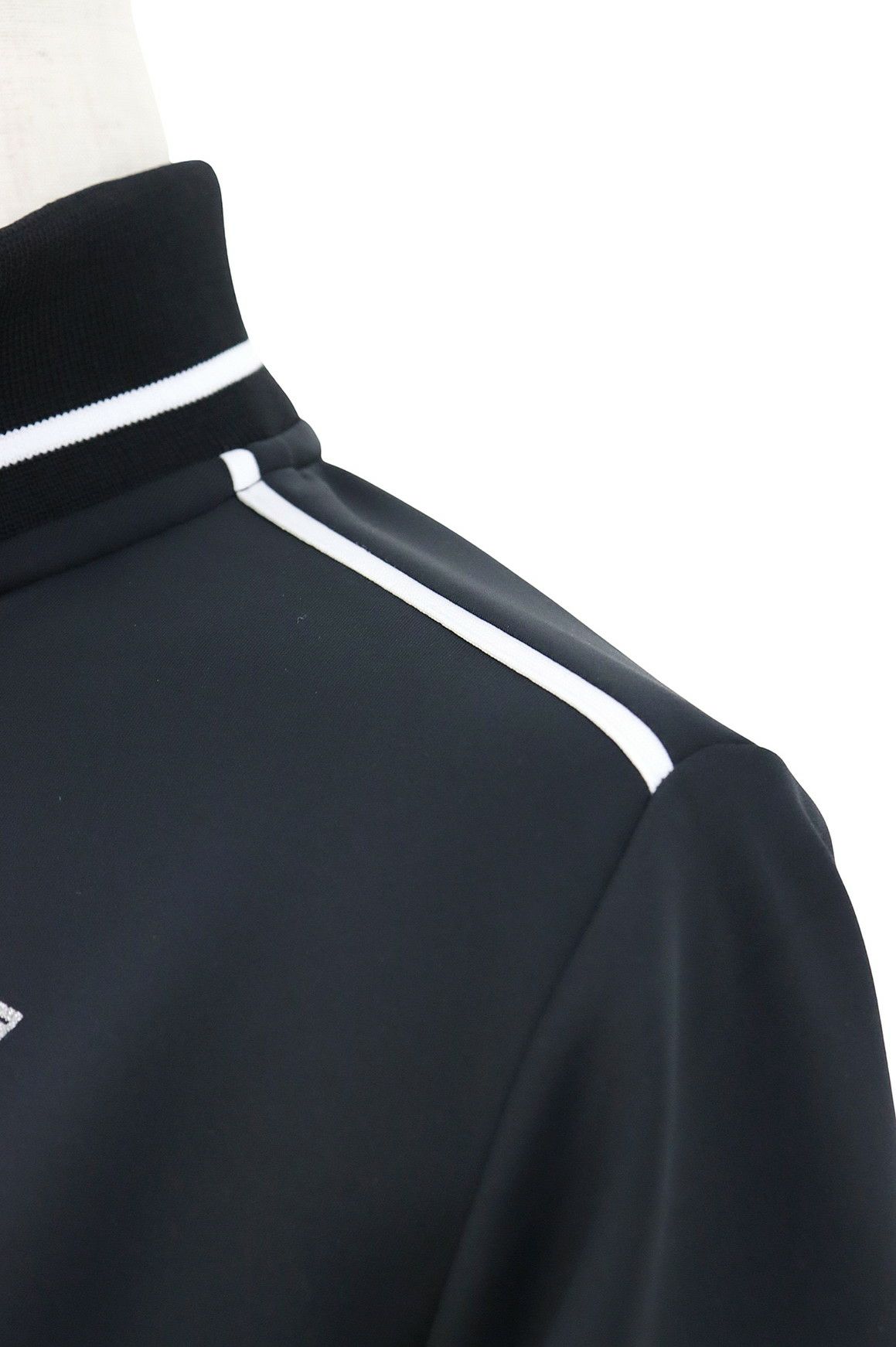 MUスポーツのブルゾン