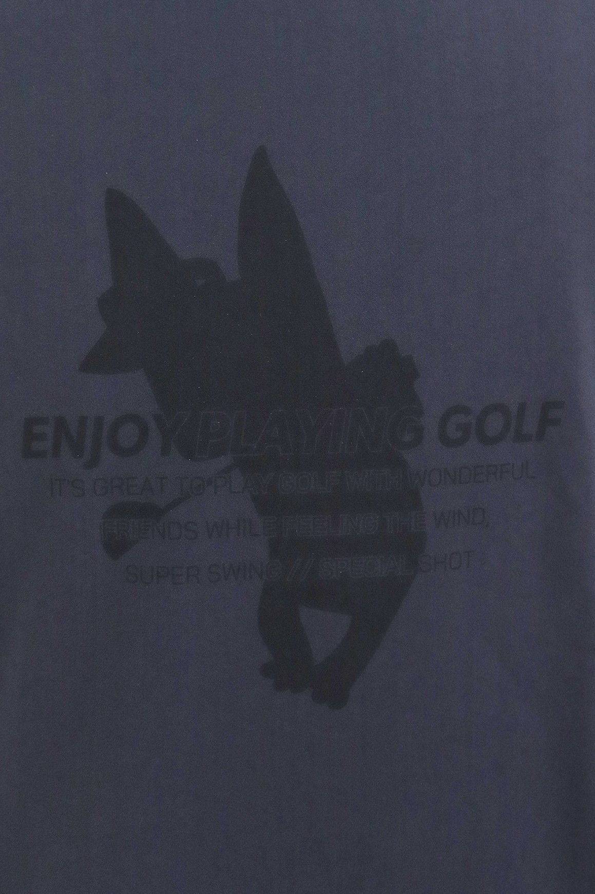 MUスポーツのハイネックシャツ