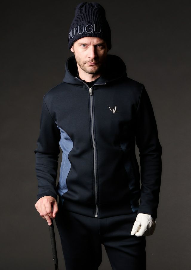 ウノピゥウノウグァーレトレゴルフのニット帽