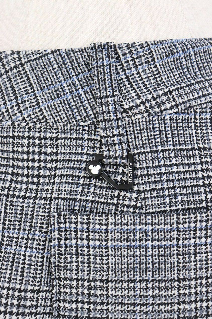 MUスポーツのパンツ