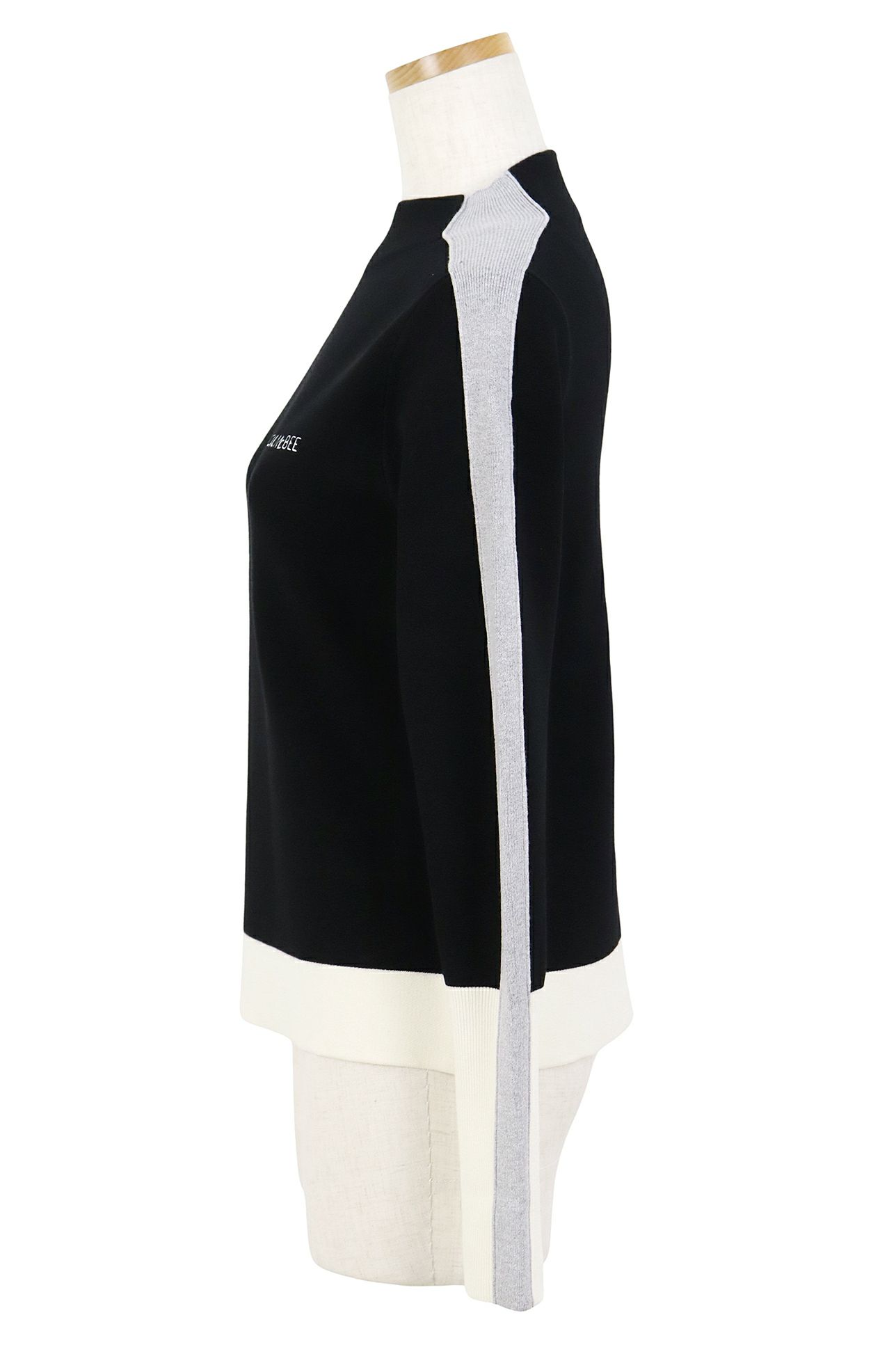 セシルマクビーのセーター