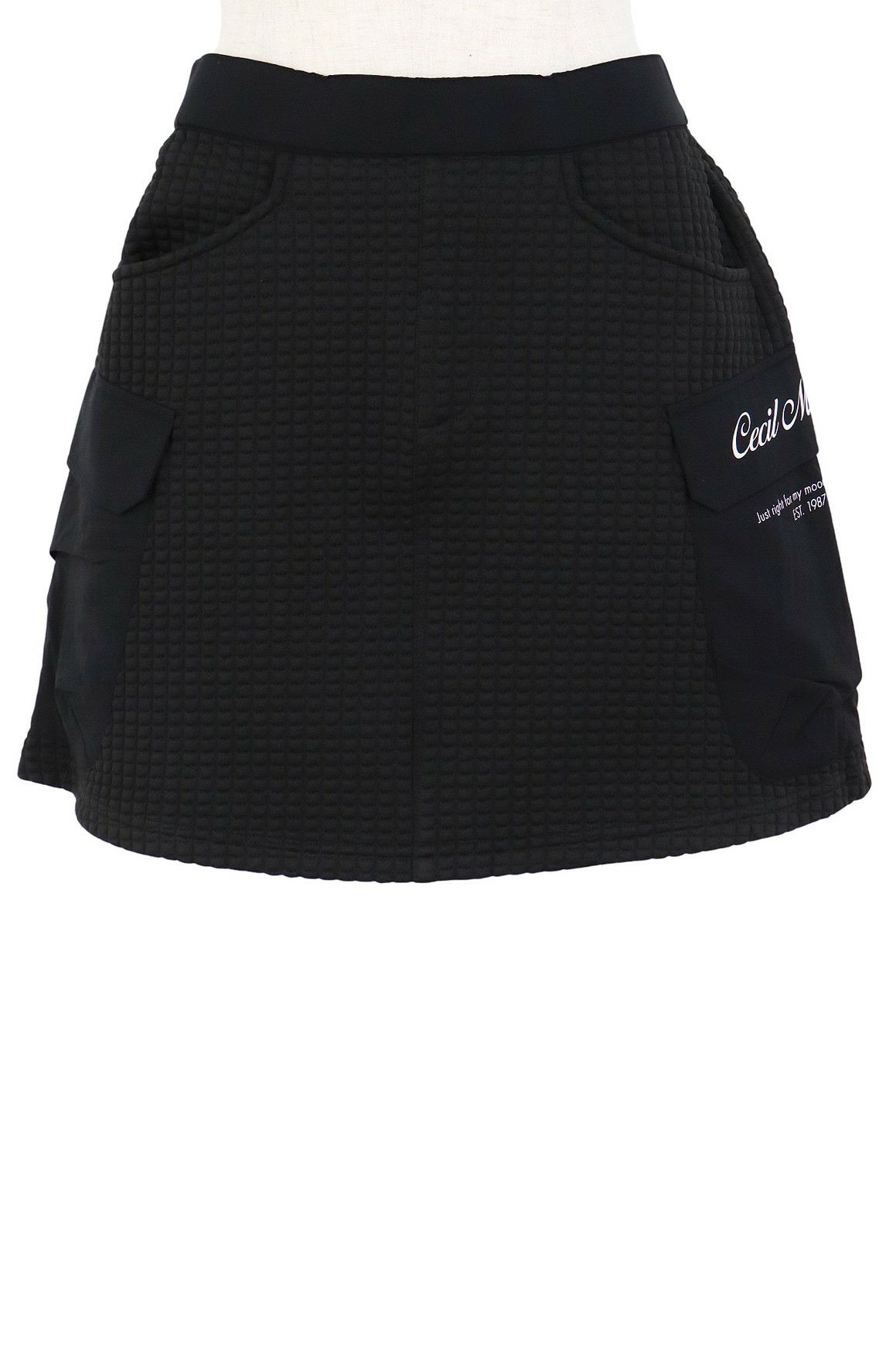 セシルマクビーのスカート