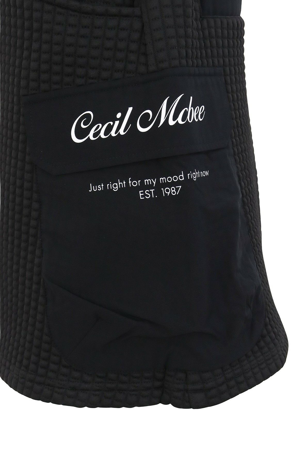 セシルマクビーのスカート