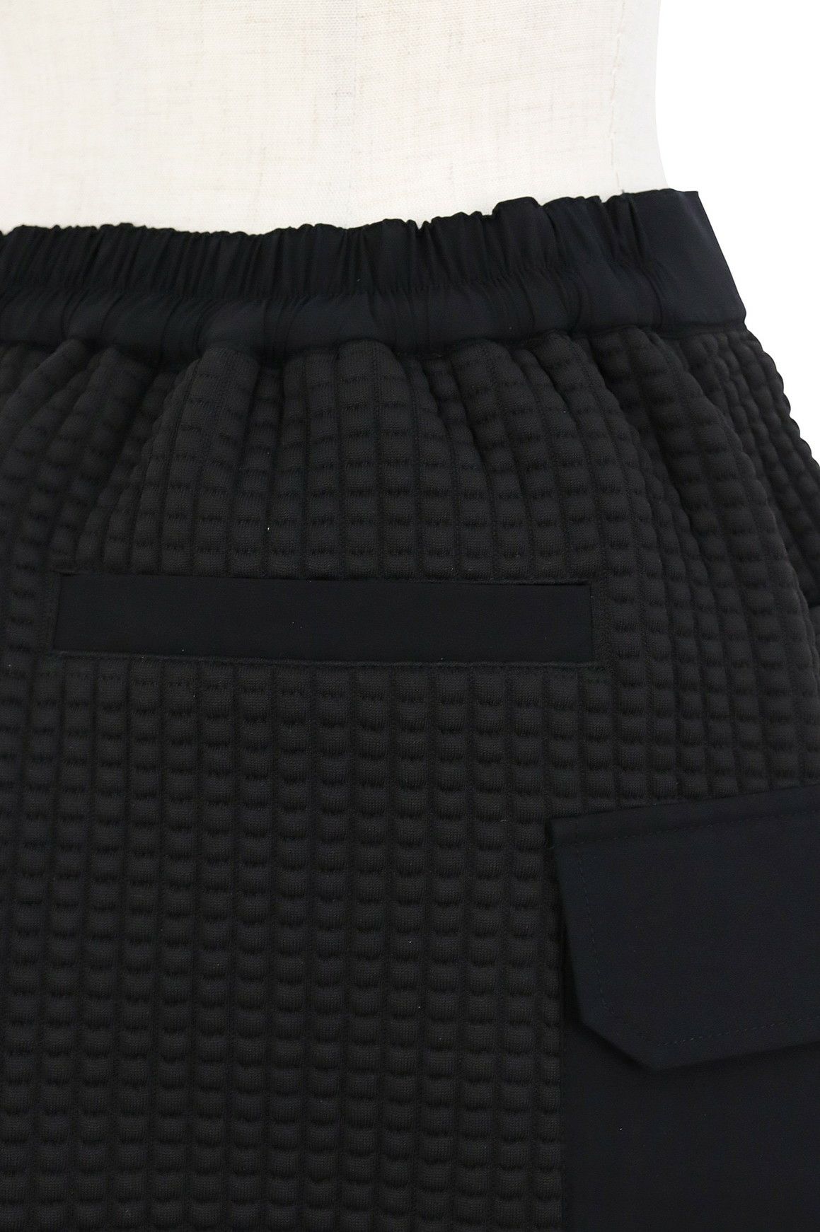 セシルマクビーのスカート