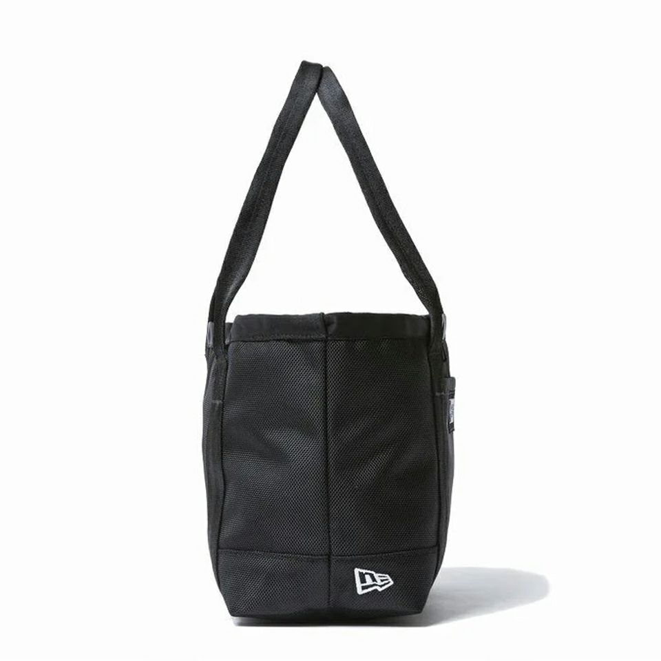 ニューエラ日本正規品のカートバッグ