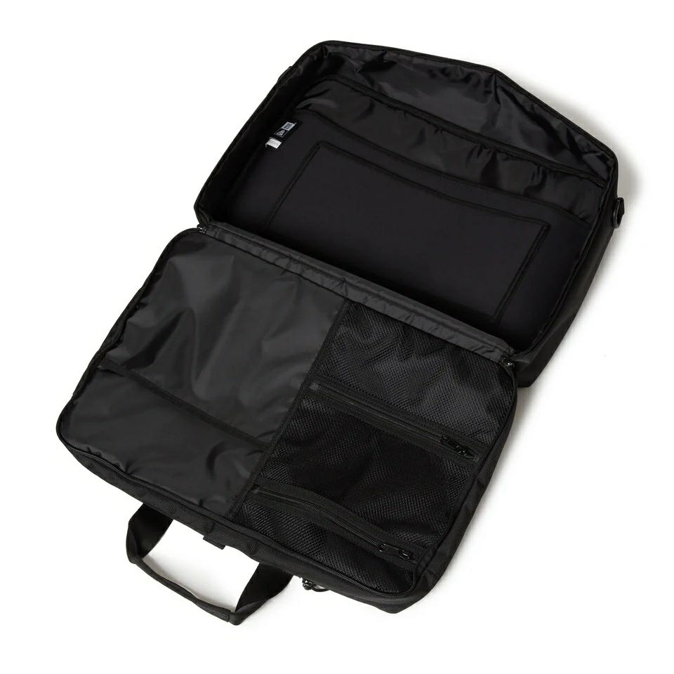 ニューエラのボストンバッグ