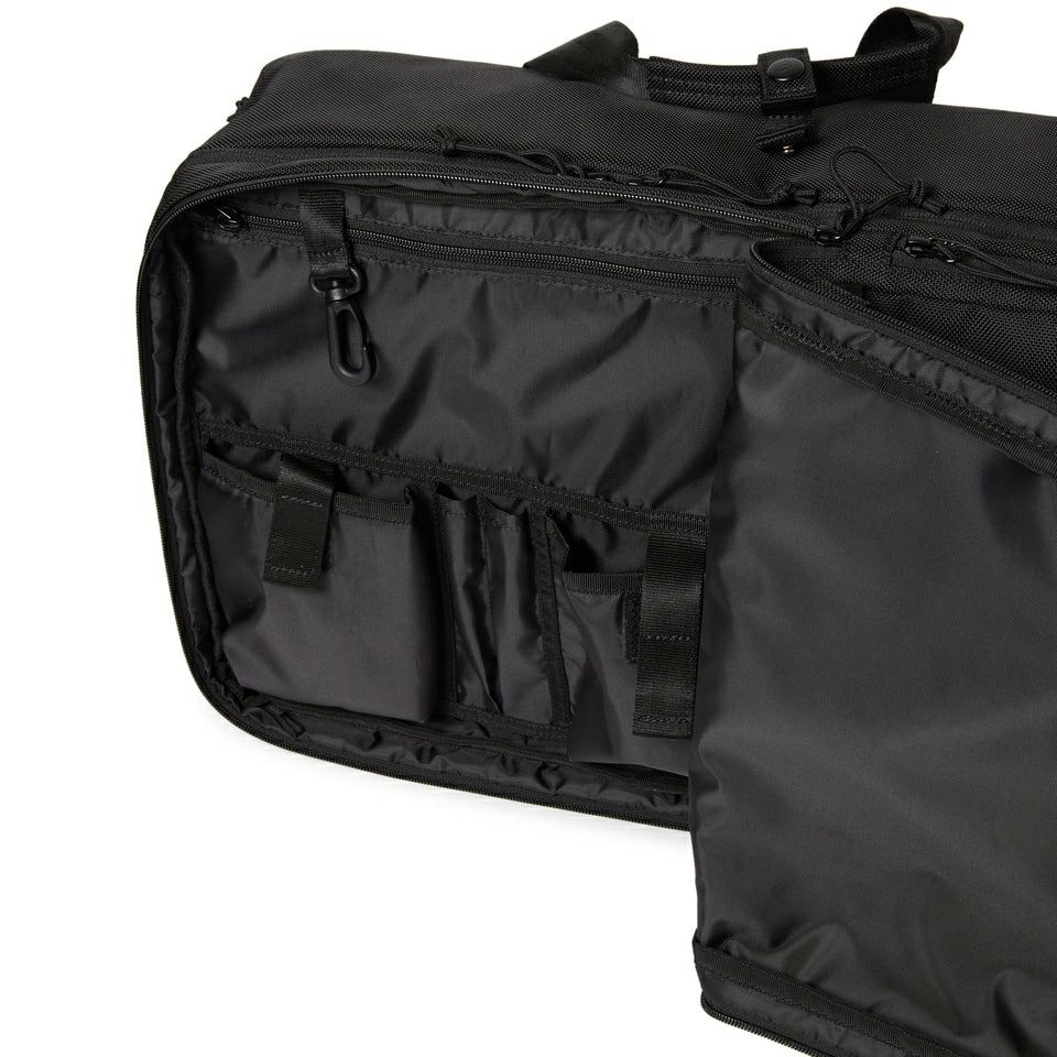 ニューエラのボストンバッグ