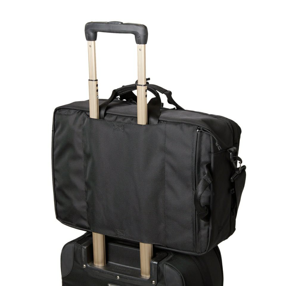 ニューエラのボストンバッグ